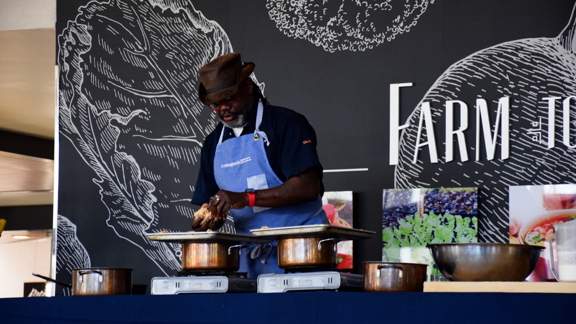 Matthew Raiford cooking demonstration